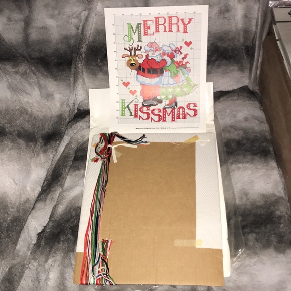 Sunset counted cross stitch merry kissmas #2910 designed by Lorna McRoden 💕 - Picture 3 of 6